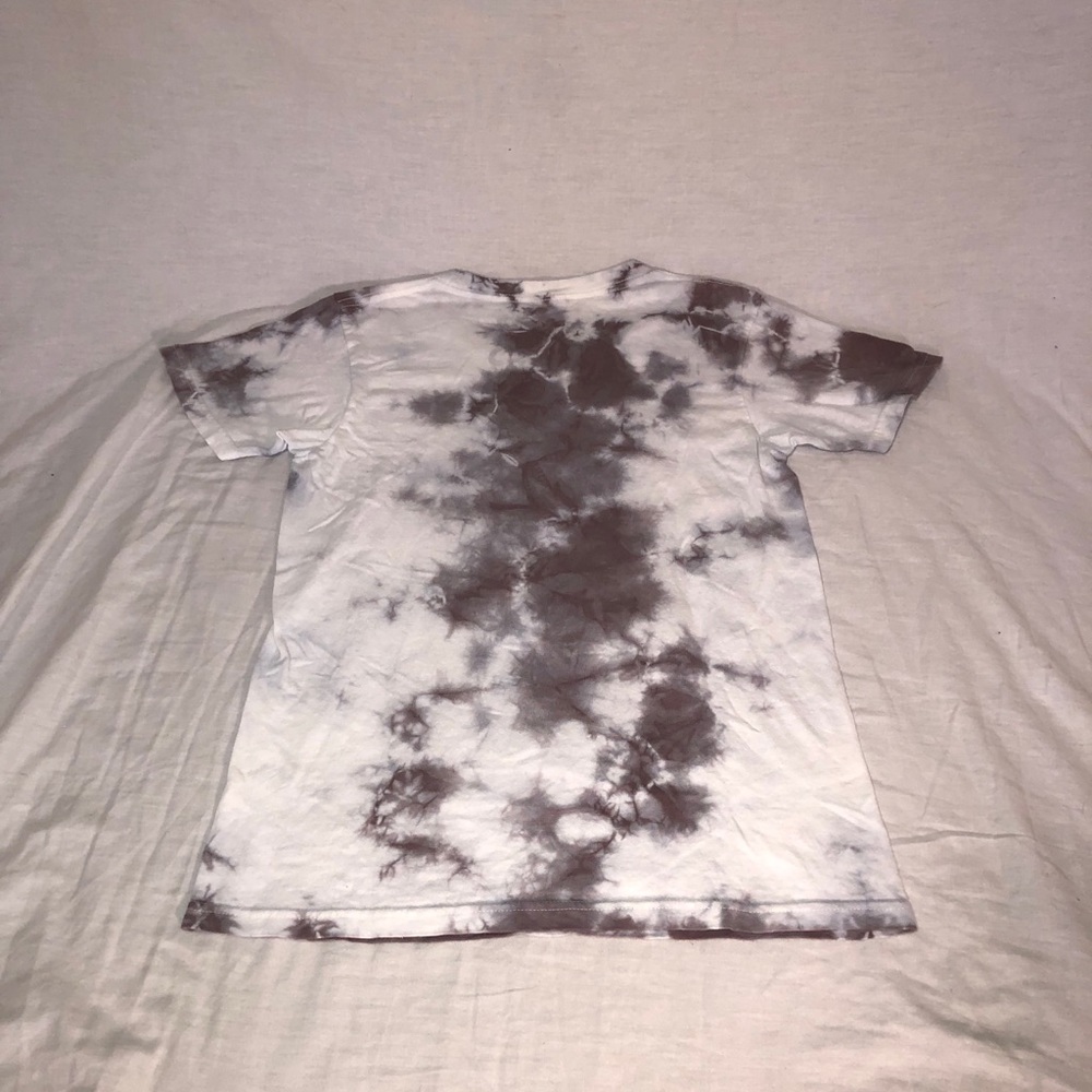 NWOT Men’s Vibes Blessed Legendary Smile Shirt - Picture 3 of 4